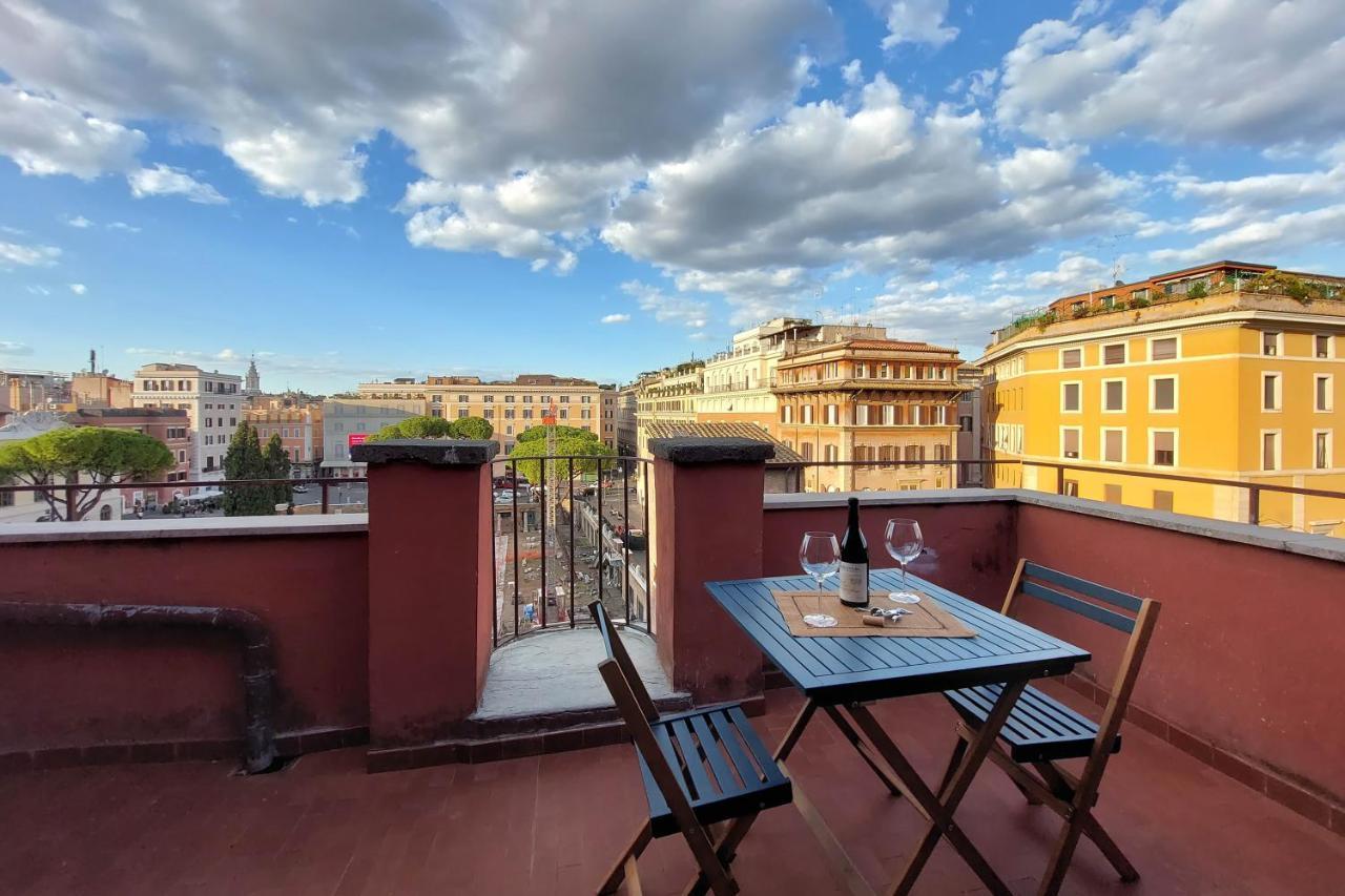 Torre Argentina - Panoramic Penthouse For 8 People With Wonderful Terrace Appartamento